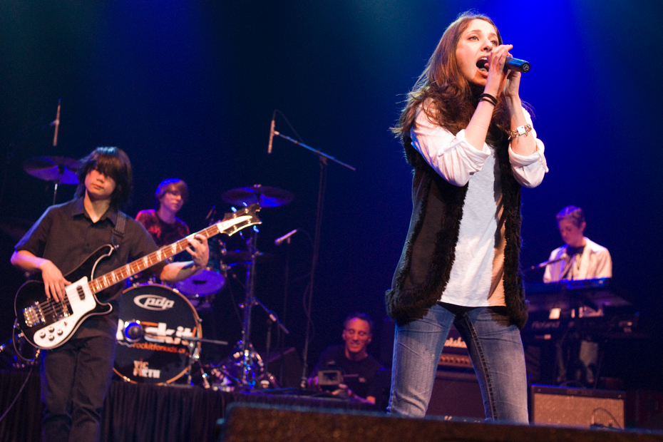 Rockit Singer To Perform in Flashdance